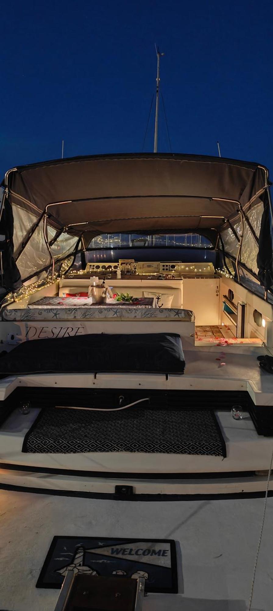 Desire Charming House Boat Hotel ปาแลร์โม ภายนอก รูปภาพ